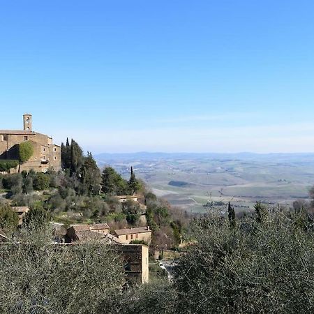 A Tuscan View Hotel Montalcino Kültér fotó